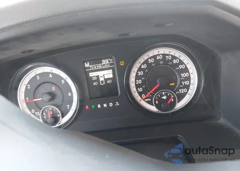 2015 Ram 1500 Big Horn z USA, uszkodzony, nr VIN 1C6RR7LT1FS745260